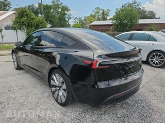 2025 Tesla Model 3 Long Range - miniatura 6
