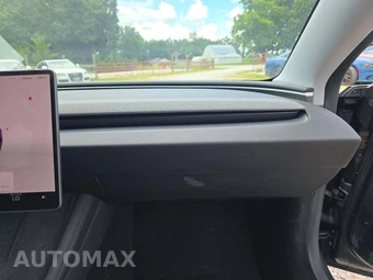 2025 Tesla Model 3 Long Range - miniatura 17