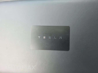 2025 Tesla Model 3 Long Range - miniatura 5