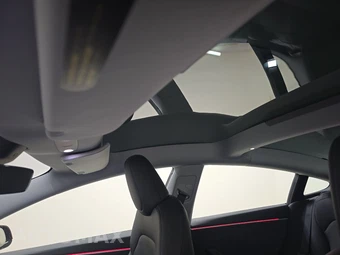 2025 Tesla Model 3 Long Range - miniatura 23