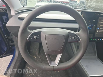 2025 Tesla Model 3 Long Range - miniatura 10