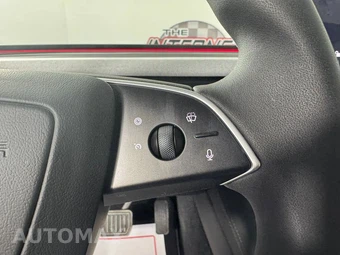2025 Tesla Model 3 Long Range - miniatura 15