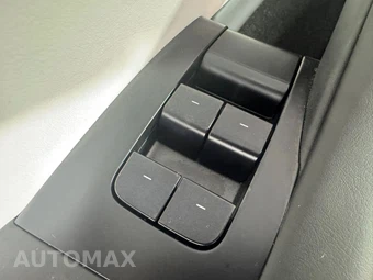 2025 Tesla Model 3 Long Range - miniatura 38