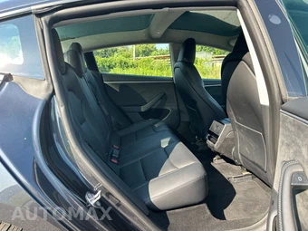 2025 Tesla Model 3 Long Range - miniatura 18