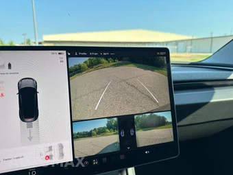 2025 Tesla Model 3 Long Range - miniatura 25