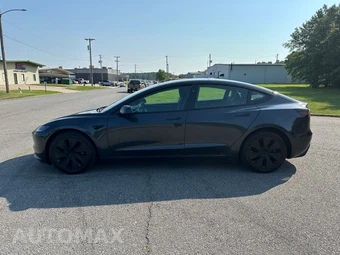 2025 Tesla Model 3 Long Range - miniatura 8