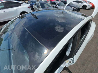 2025 Tesla Model 3 Long Range – miniatura 12