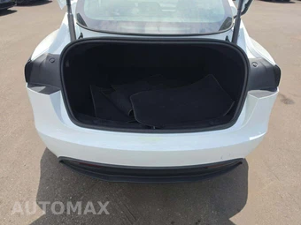 2025 Tesla Model 3 Long Range – miniatura 14