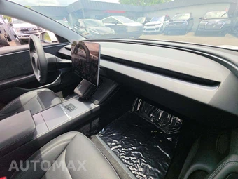 2025 Tesla Model 3 Long Range – miniatura 19