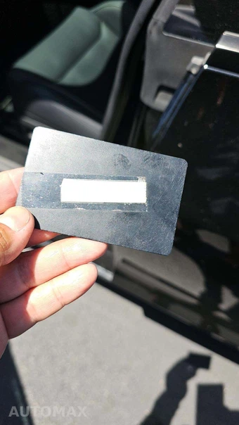 2025 Tesla Model 3 Performance - miniatura 19
