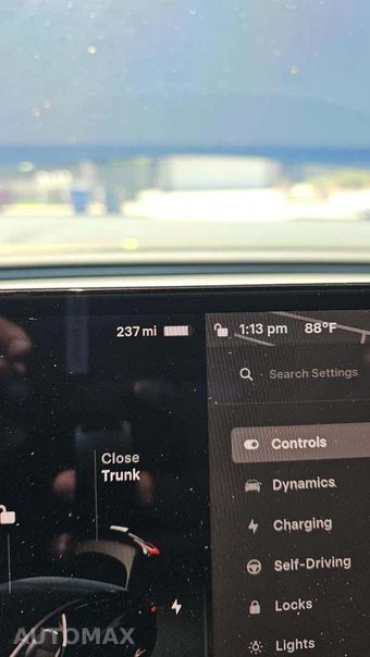 2025 Tesla Model 3 Performance - miniatura 26