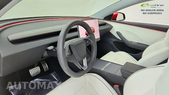 2025 Tesla Model 3 Performance – miniatura 18