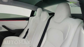 2025 Tesla Model 3 Performance – miniatura 29