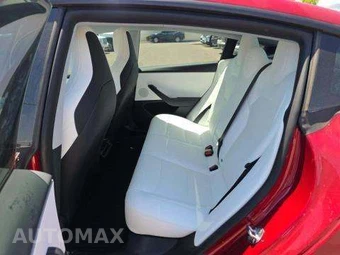 2025 Tesla Model 3 Performance – miniatura 13