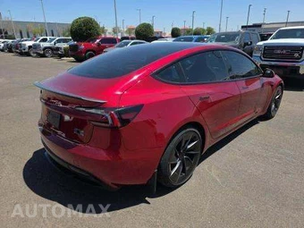 2025 Tesla Model 3 Performance – miniatura 3