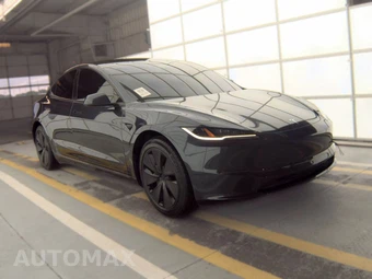 2025 Tesla Model 3 Standard - miniatura 3