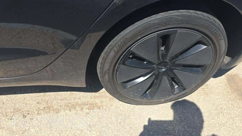 2025 Tesla Model 3 Standard - miniatura 34