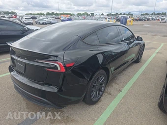 2025 Tesla Model 3 Standard - miniatura 4