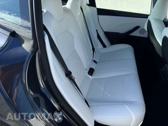 2025 Tesla Model 3 Standard - miniatura 18