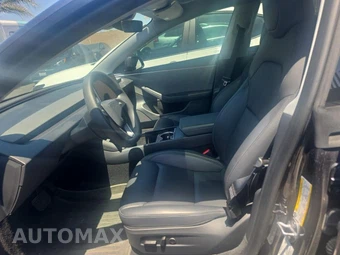 2025 Tesla Model 3 Standard - miniatura 13