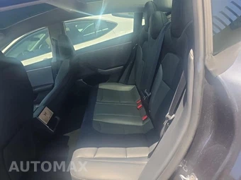 2025 Tesla Model 3 Standard - miniatura 16