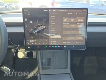 2025 Tesla Model 3 Standard - miniatura 11