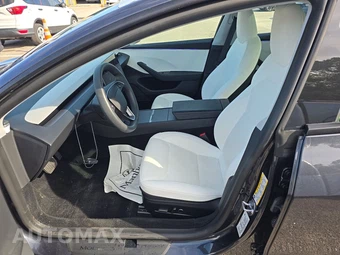 2025 Tesla Model 3 Standard - miniatura 7