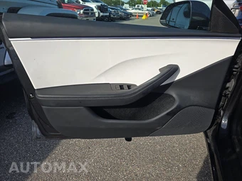 2025 Tesla Model 3 Standard - miniatura 9
