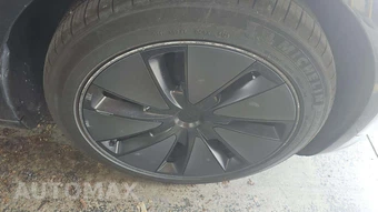 2025 Tesla Model 3 Standard - miniatura 21