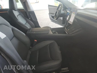 2025 Tesla Model 3 Standard - miniatura 8