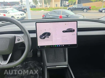 2025 Tesla Model 3 Standard - miniatura 10