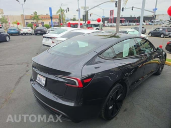 2025 Tesla Model 3 Standard - miniatura 3
