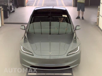 2025 Tesla Model 3 Standard - miniatura 2