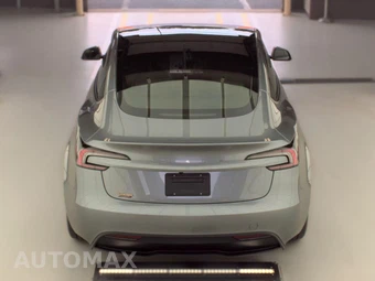 2025 Tesla Model 3 Standard - miniatura 5