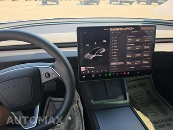 2025 Tesla Model 3 Standard - miniatura 7