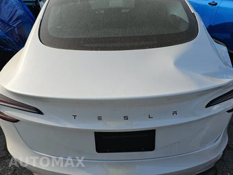 2025 Tesla Model 3 Standard - miniatura 16