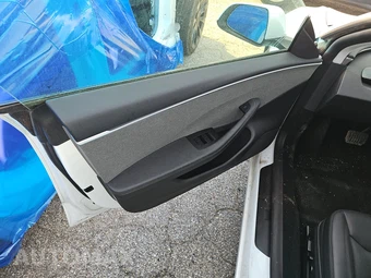 2025 Tesla Model 3 Standard - miniatura 9