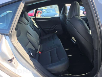 2025 Tesla Model S - miniatura 16