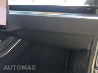 2025 Tesla Model S - miniatura 19