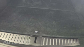 2025 Tesla Model S Plaid - miniatura 20