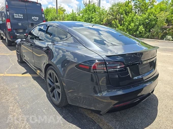2025 Tesla Model S Plaid - miniatura 6