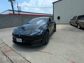 2025 Tesla Model S Plaid