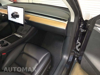 2025 Tesla Model Y Long Range - miniatura 20