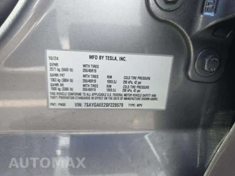 2025 Tesla Model Y Long Range - miniatura 5
