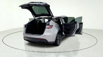 2025 Tesla Model Y Long Range - miniatura 18