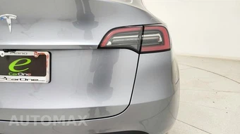 2025 Tesla Model Y Long Range - miniatura 28