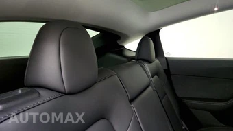 2025 Tesla Model Y Long Range - miniatura 38