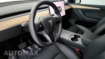 2025 Tesla Model Y Long Range - miniatura 45