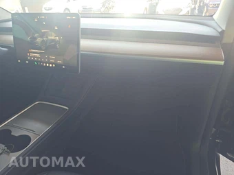 2025 Tesla Model Y Long Range - miniatura 19