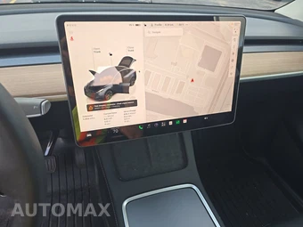 2025 Tesla Model Y Long Range – miniatura 11